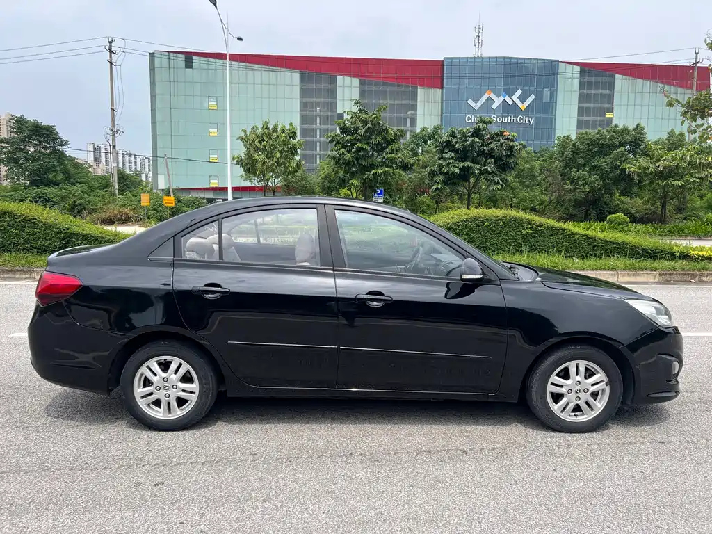 CHANGAN ALSVIN V5 2014