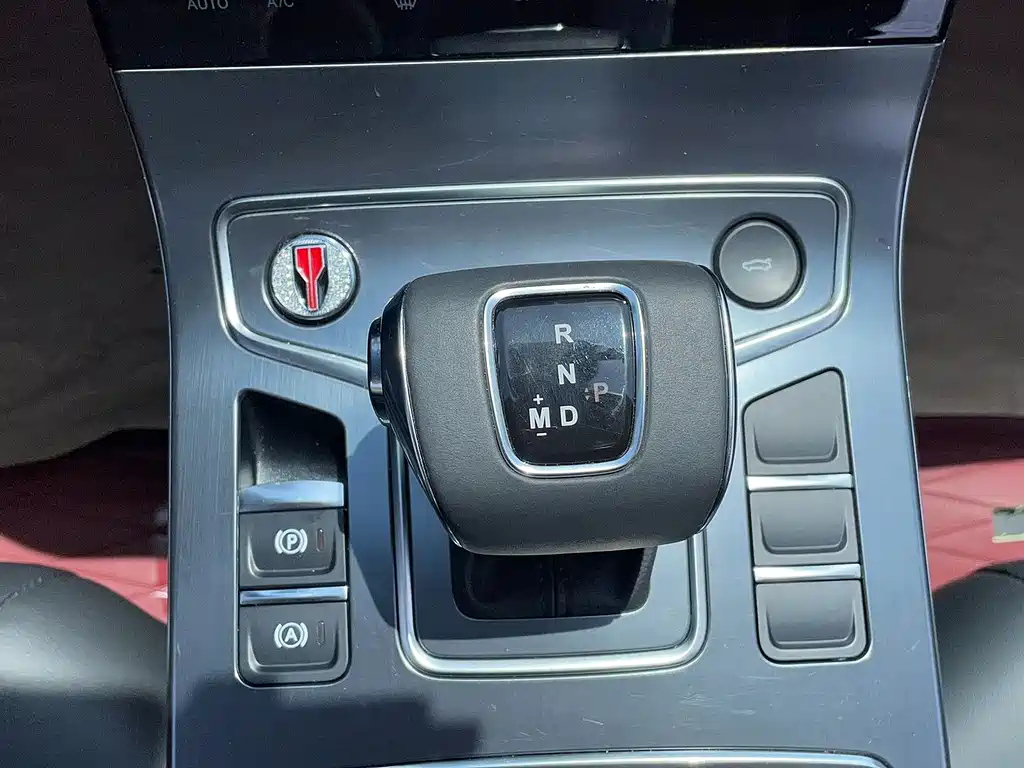 HONGQI H5 2021
