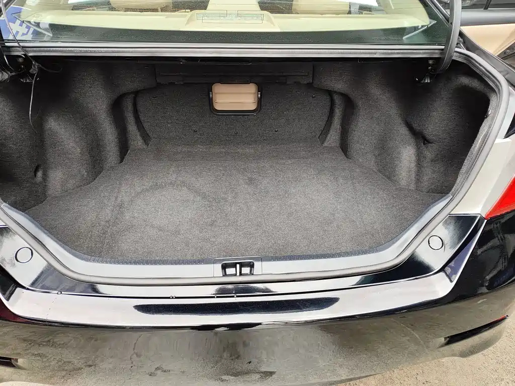 TOYOTA CAMRY 2013