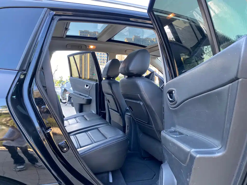 RENAULT KOLEOS IMPORT 2012