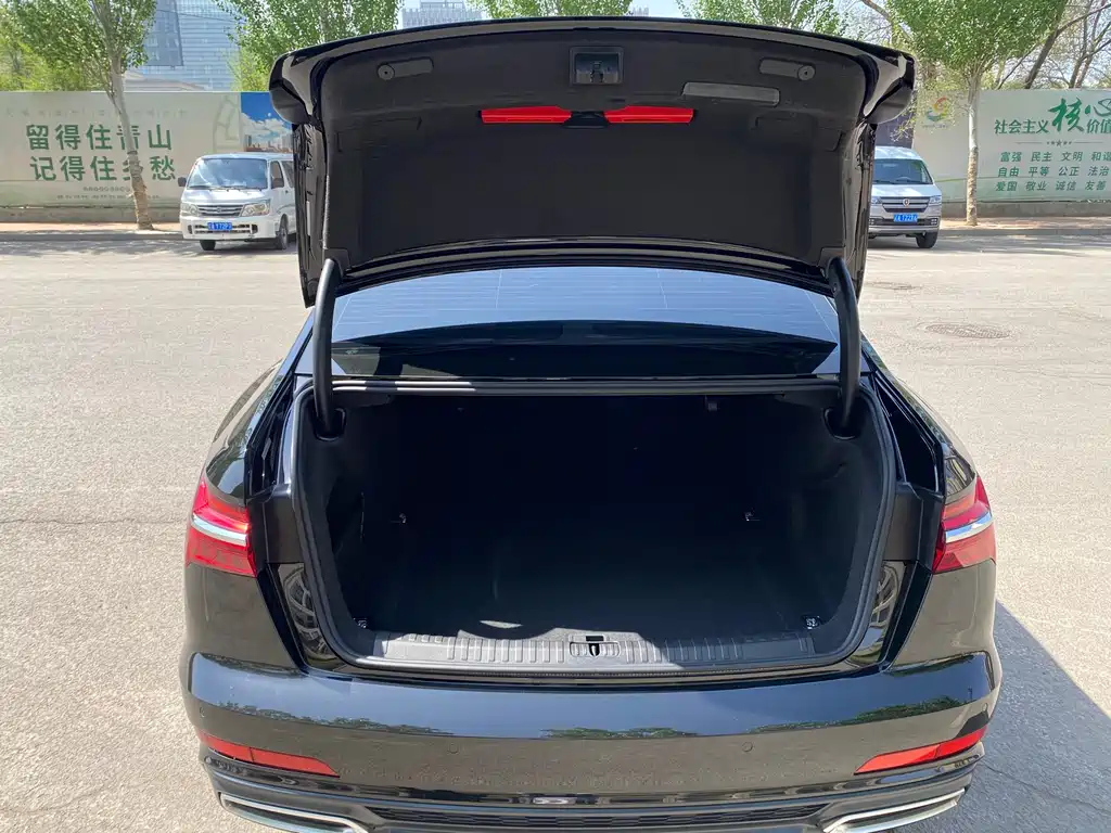 AUDI A6L 2020