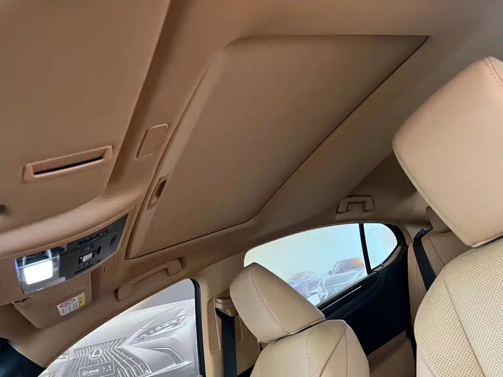 LEXUS ES 2022