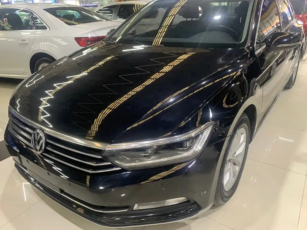VOLKSWAGEN MAGOTAN 2017