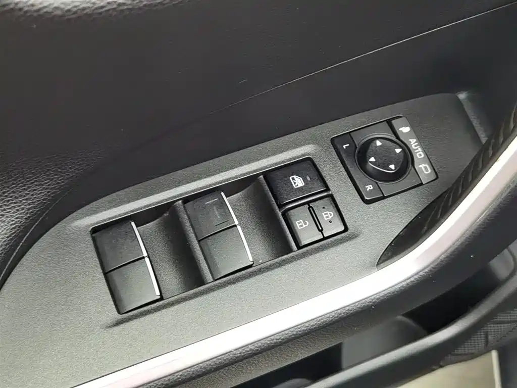 TOYOTA WILDLANDER 2022