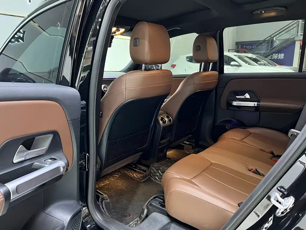MERCEDES BENZ GLB 2021