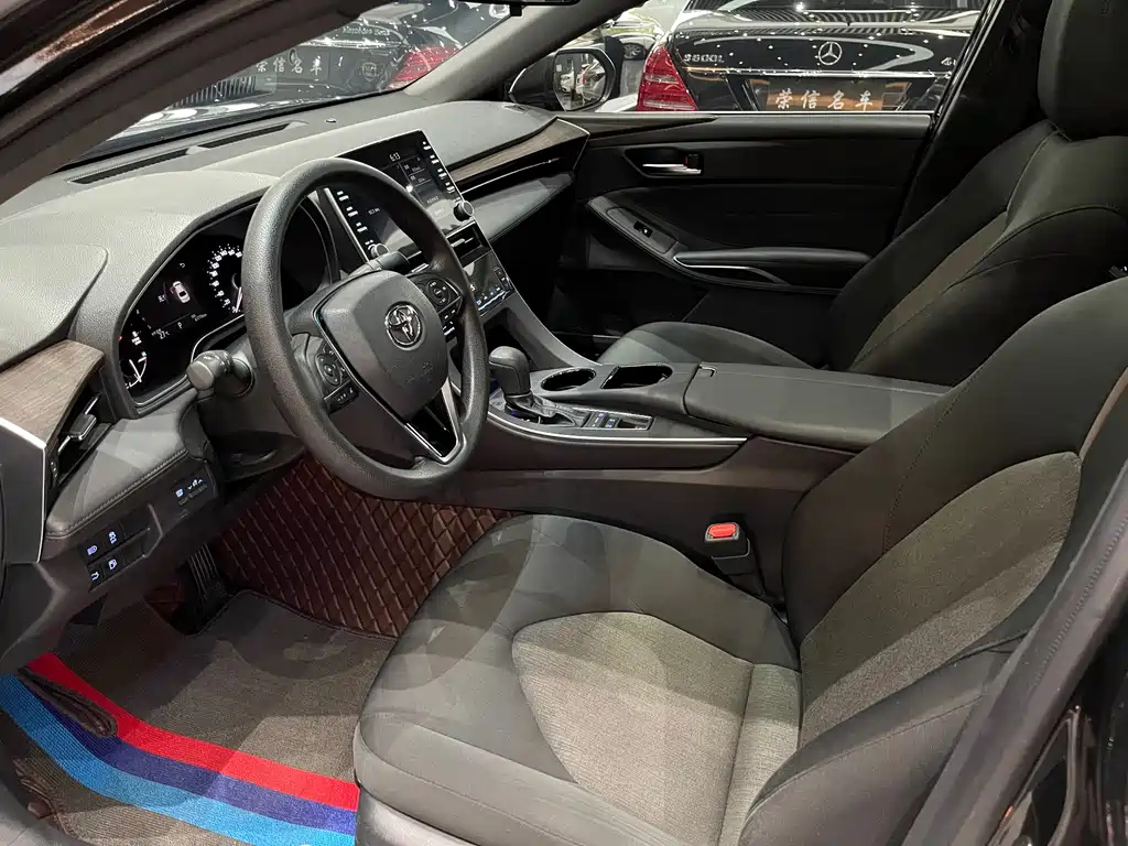 TOYOTA AVALON 2020