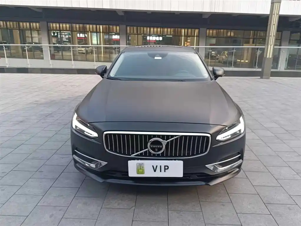 VOLVO S90 2020