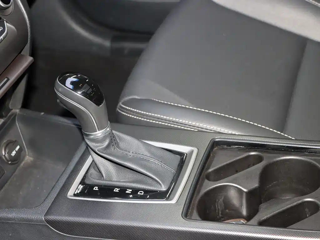HYUNDAI MISTRA 2018