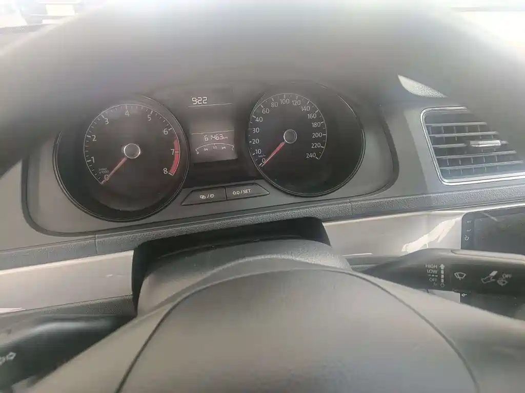 VOLKSWAGEN LAVIDA 2018