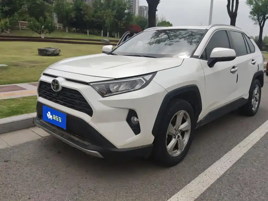 TOYOTA RAV4 RONGFANG 2020