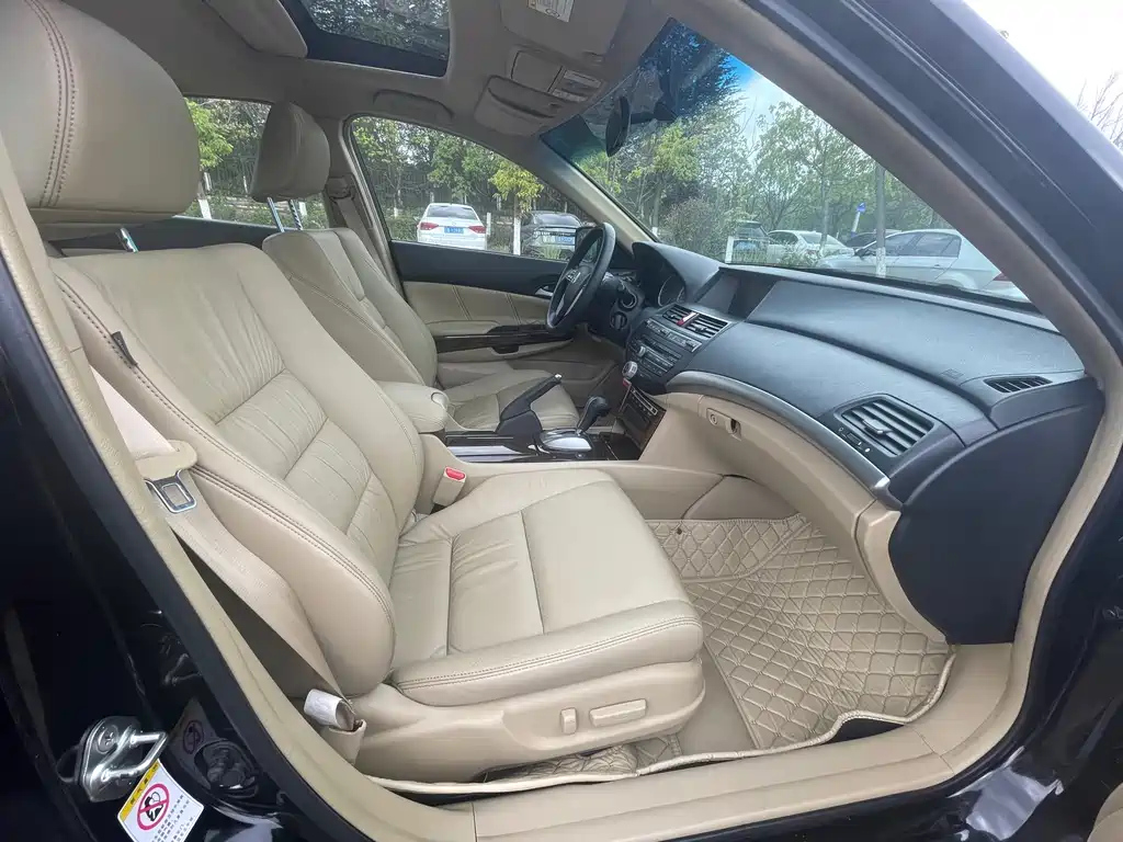 HONDA ACCORD 2010
