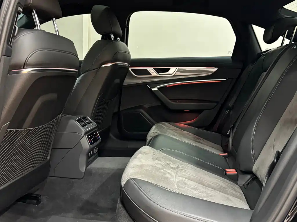 AUDI A6L 2023