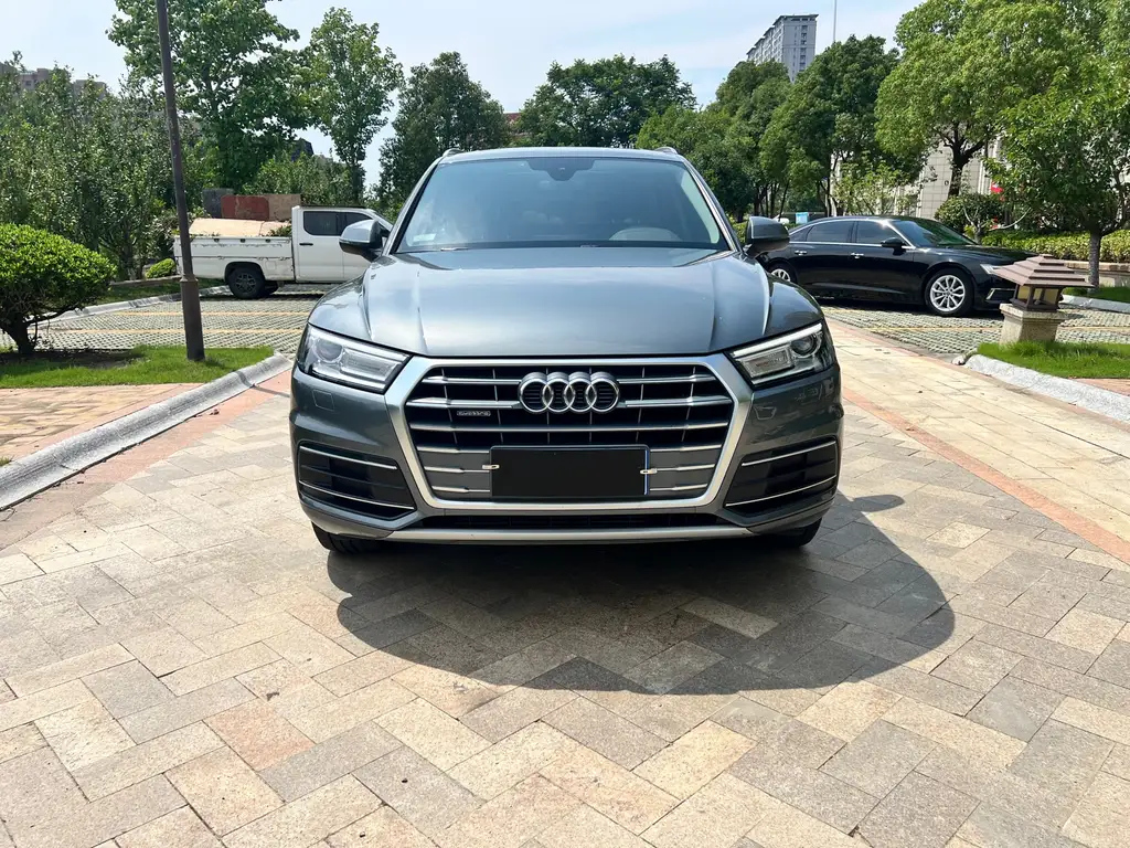 AUDI Q5L 2020