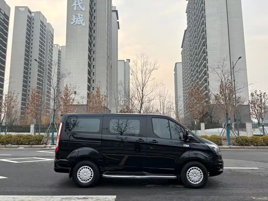 FORD TRANSIT 2021