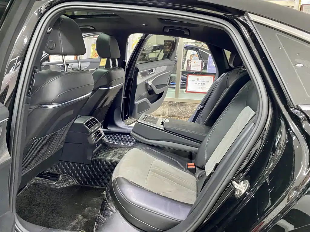 AUDI A6L 2022