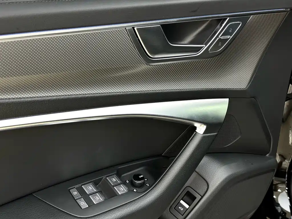 AUDI A6L 2023