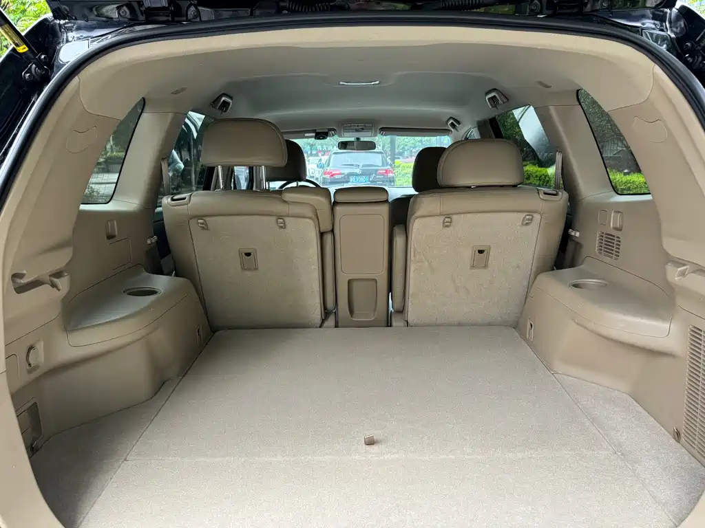 TOYOTA HIGHLANDER 2010