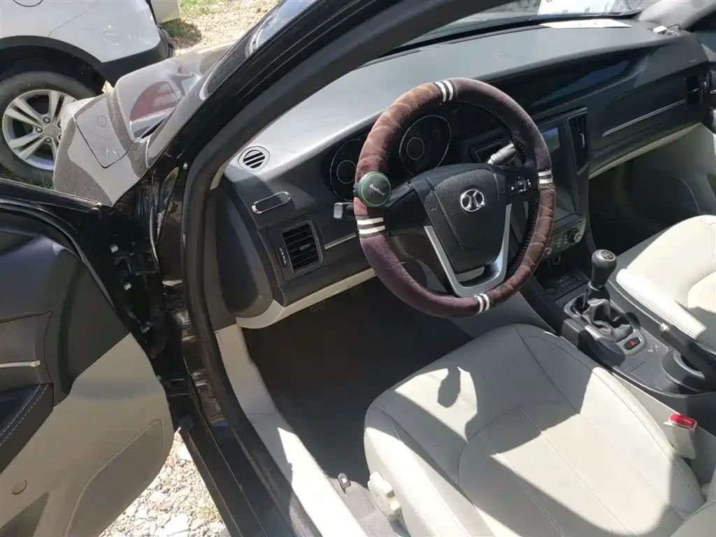 BAIC SENOVA D50 2014