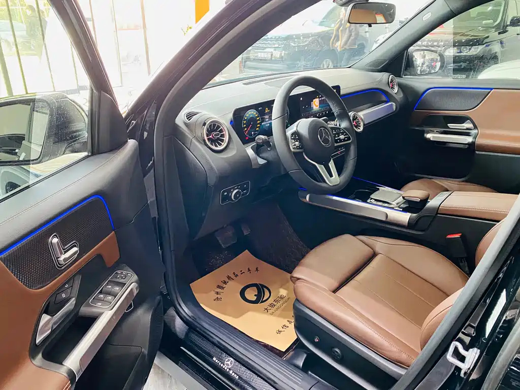 MERCEDES BENZ GLB 2022