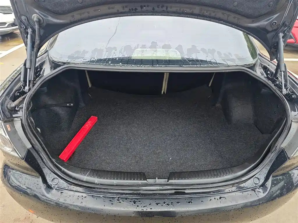 MAZDA 6 2010