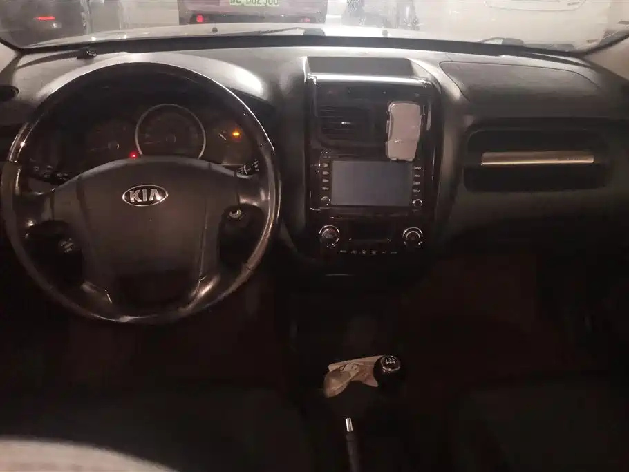 KIA SPORTAGE 2014