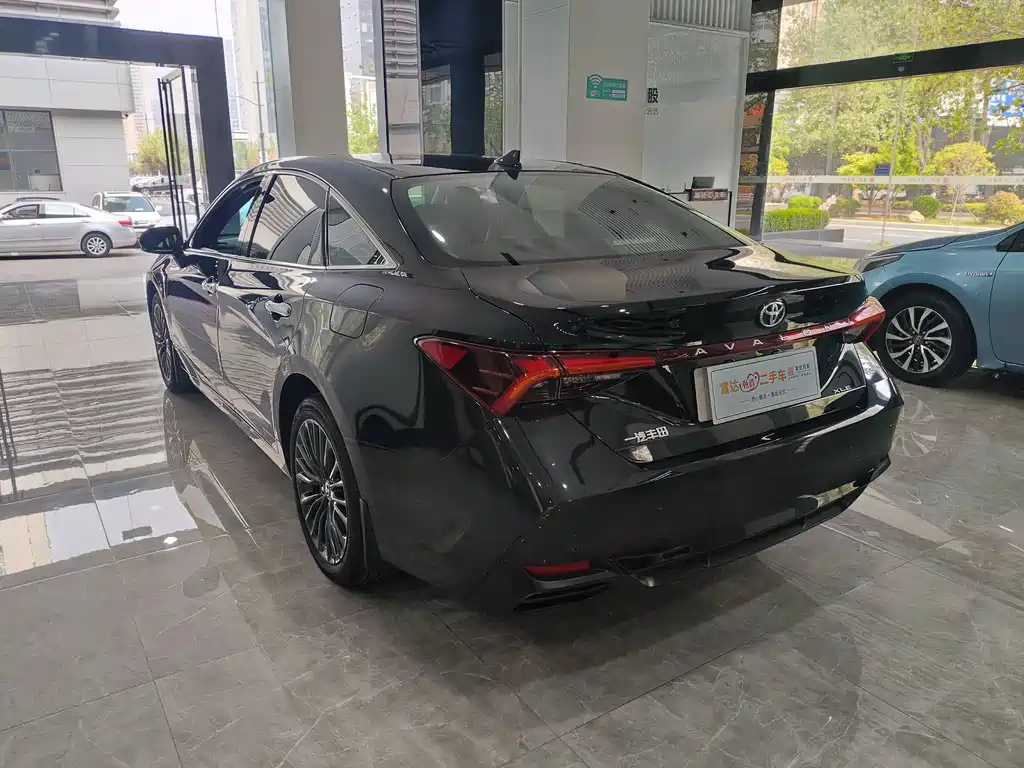 TOYOTA AVALON 2023