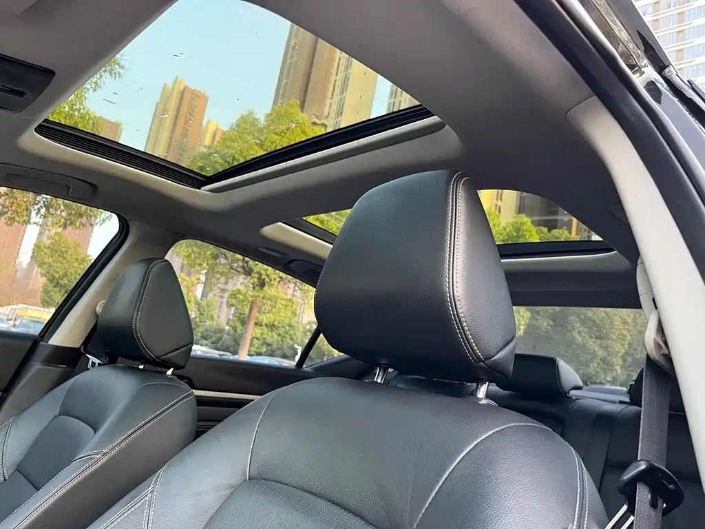 NISSAN TEANA 2021