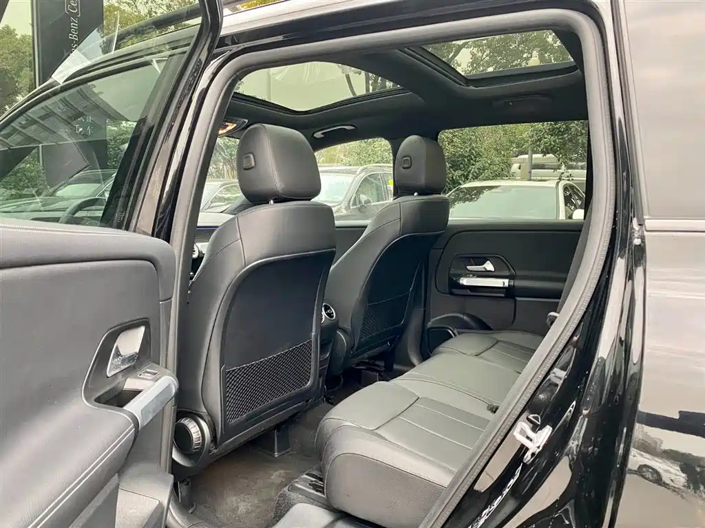 MERCEDES BENZ GLB 2022