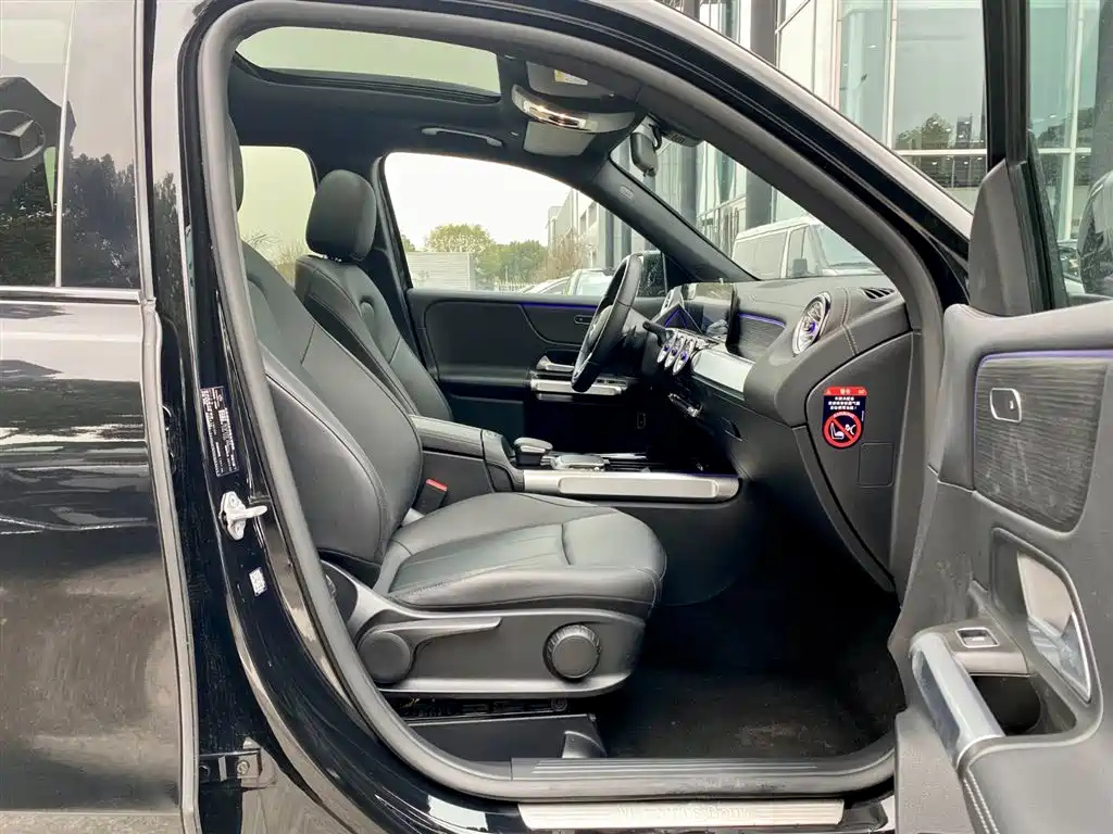 MERCEDES BENZ GLB 2022