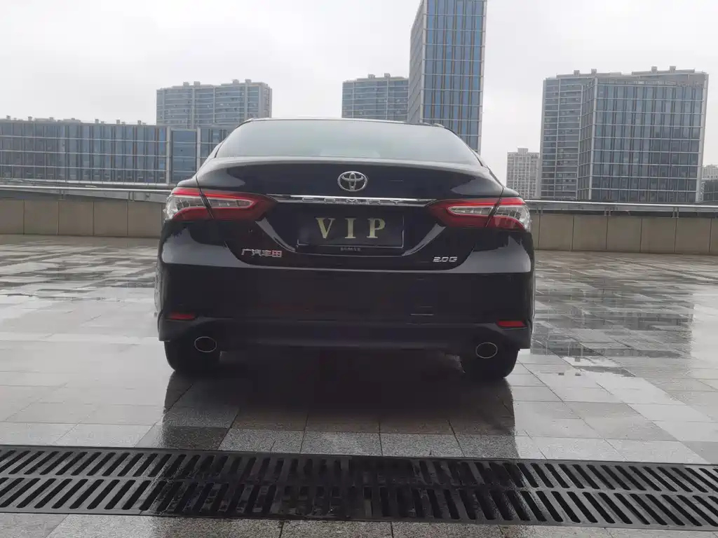 TOYOTA CAMRY 2020