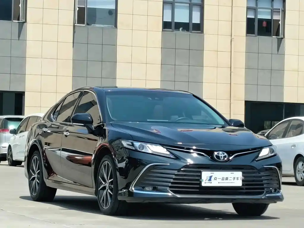TOYOTA CAMRY 2022