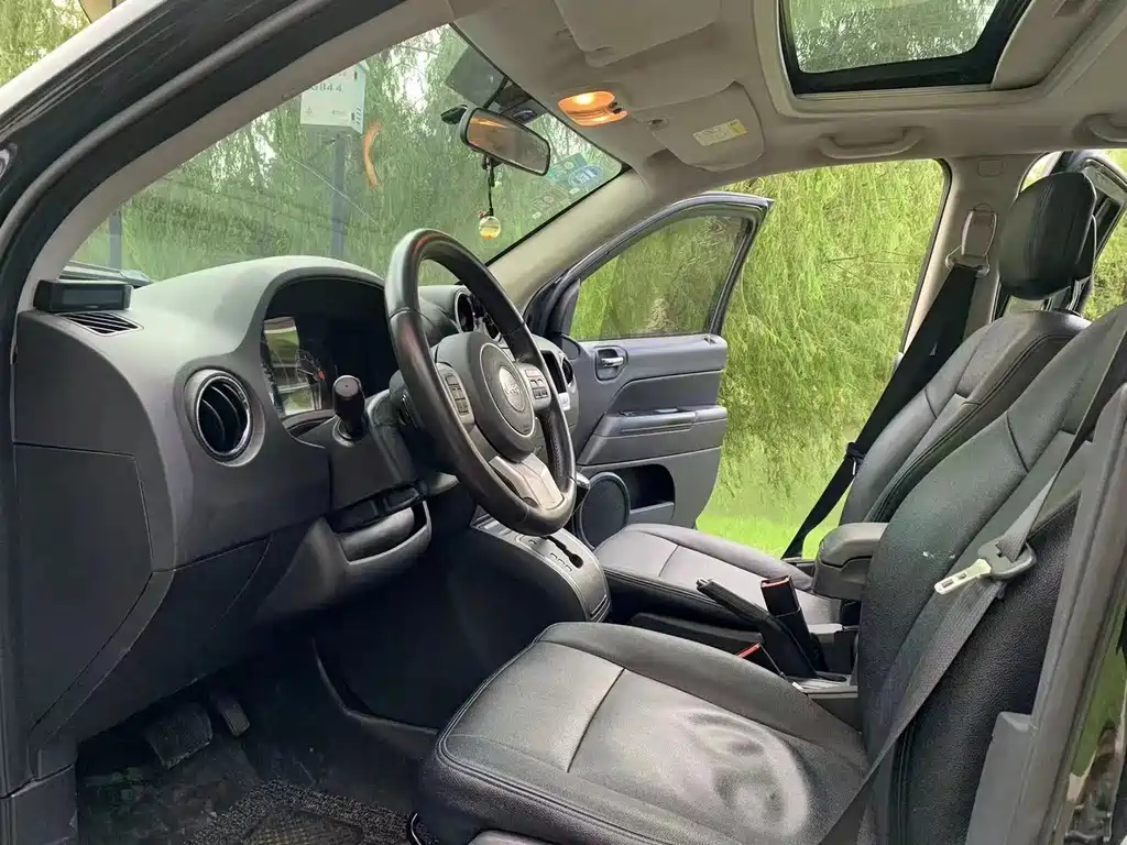 JEEP COMPASS IMPORT 2013