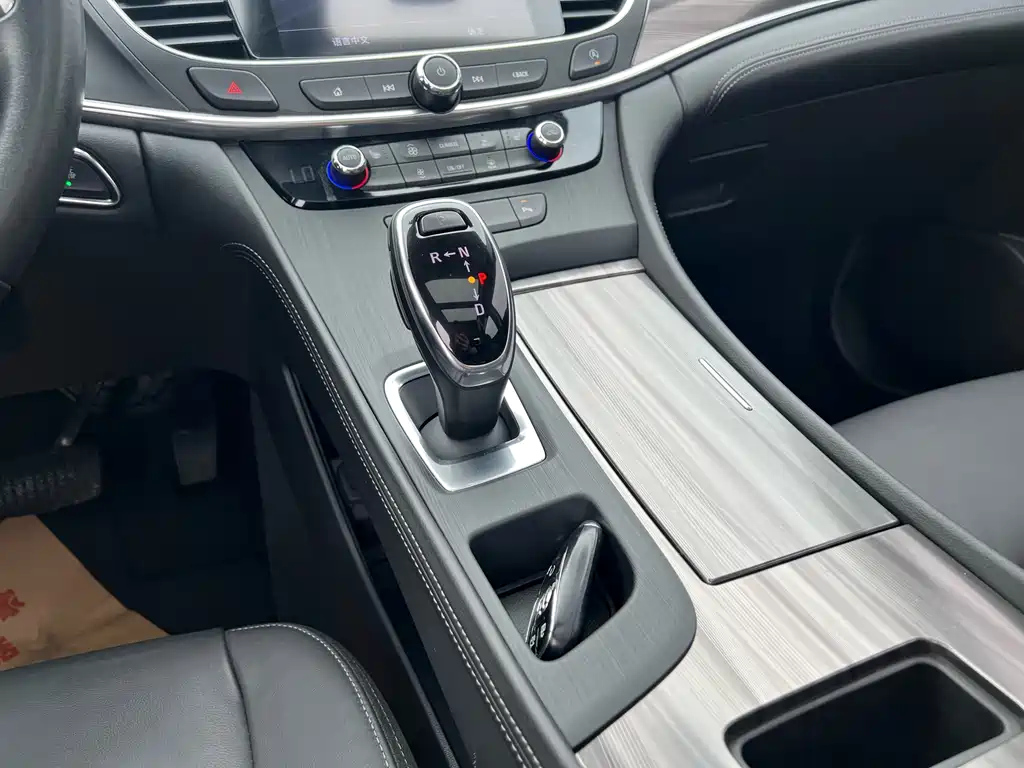 BUICK LACROSSE 2020