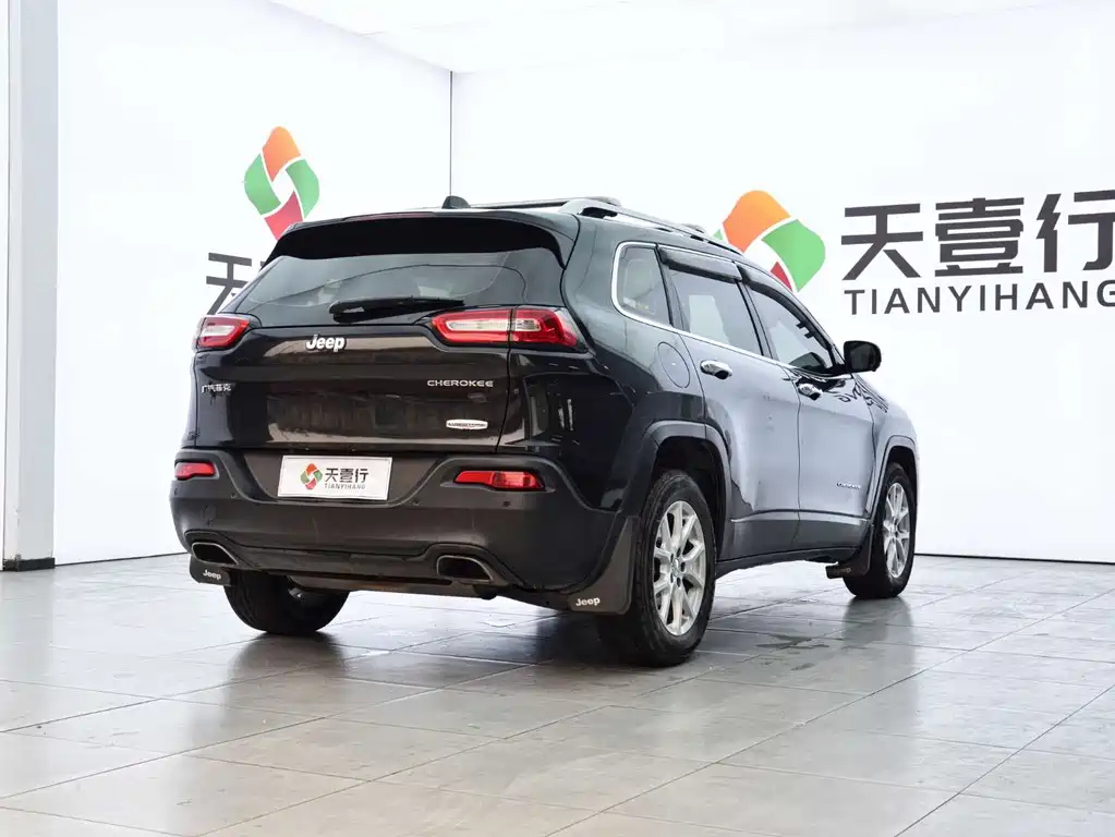 JEEP CHEROKEE 2017