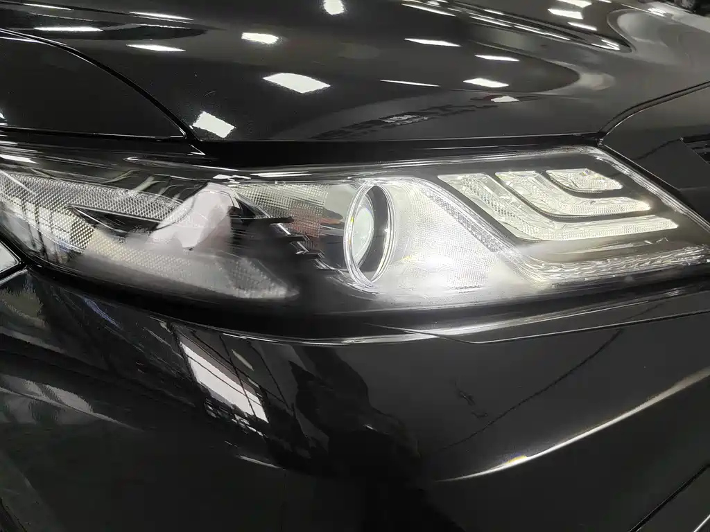 TOYOTA CAMRY 2023
