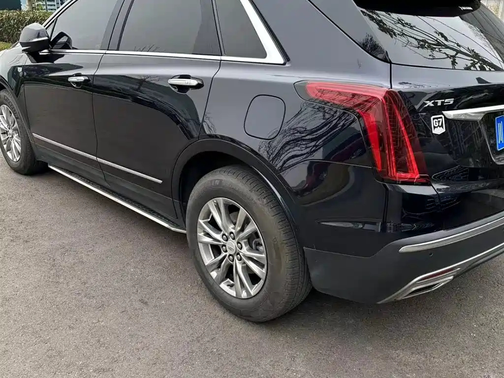 CADILLAC XT5 2022