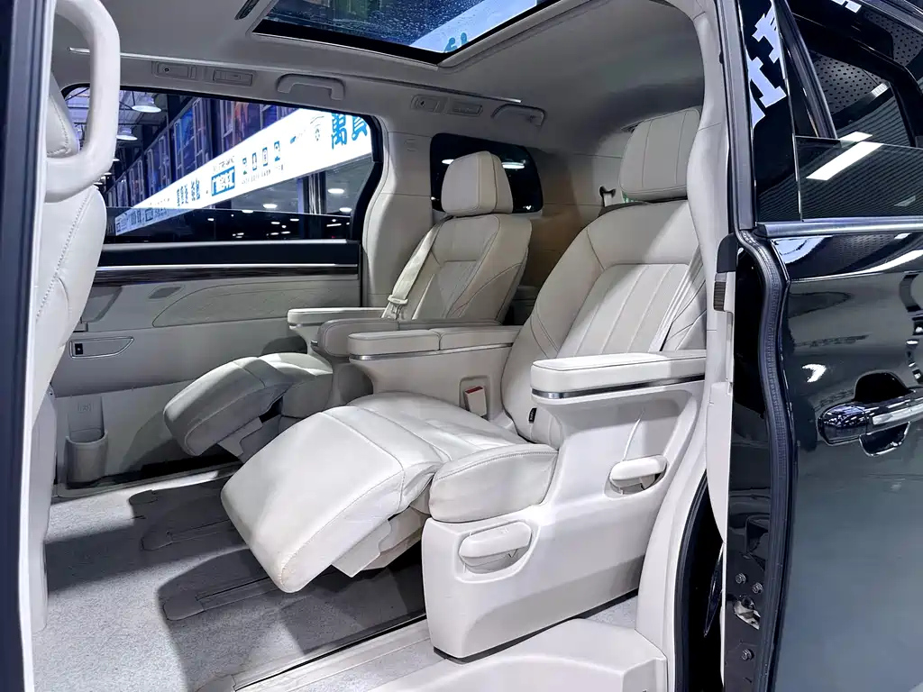 TRUMPCHI M8 2018
