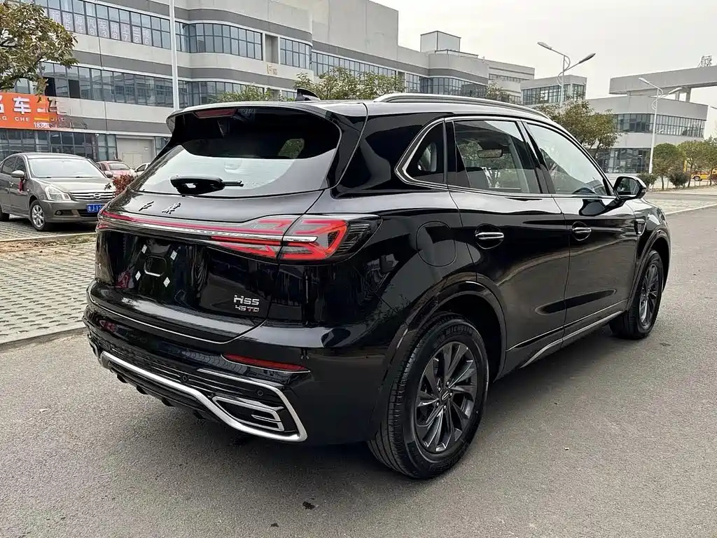 HONGQI HS5 2023