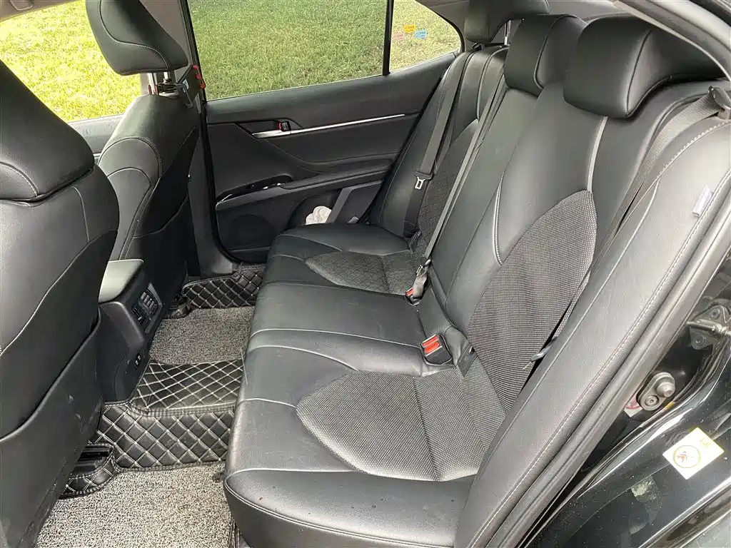 TOYOTA CAMRY 2018