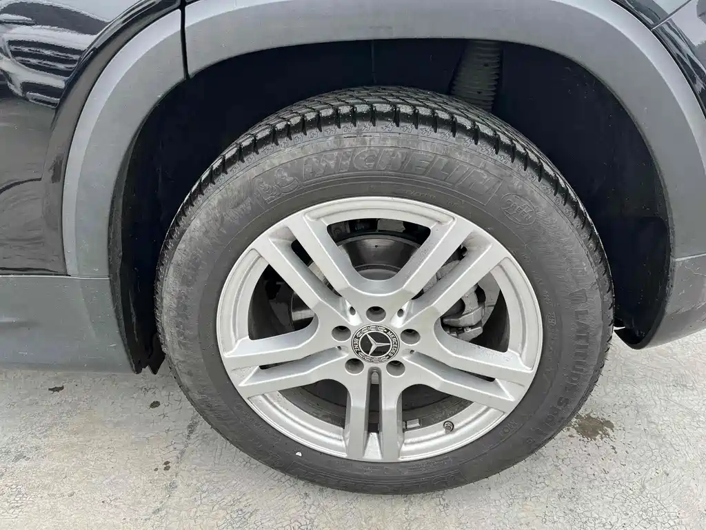 MERCEDES BENZ GLB 2022