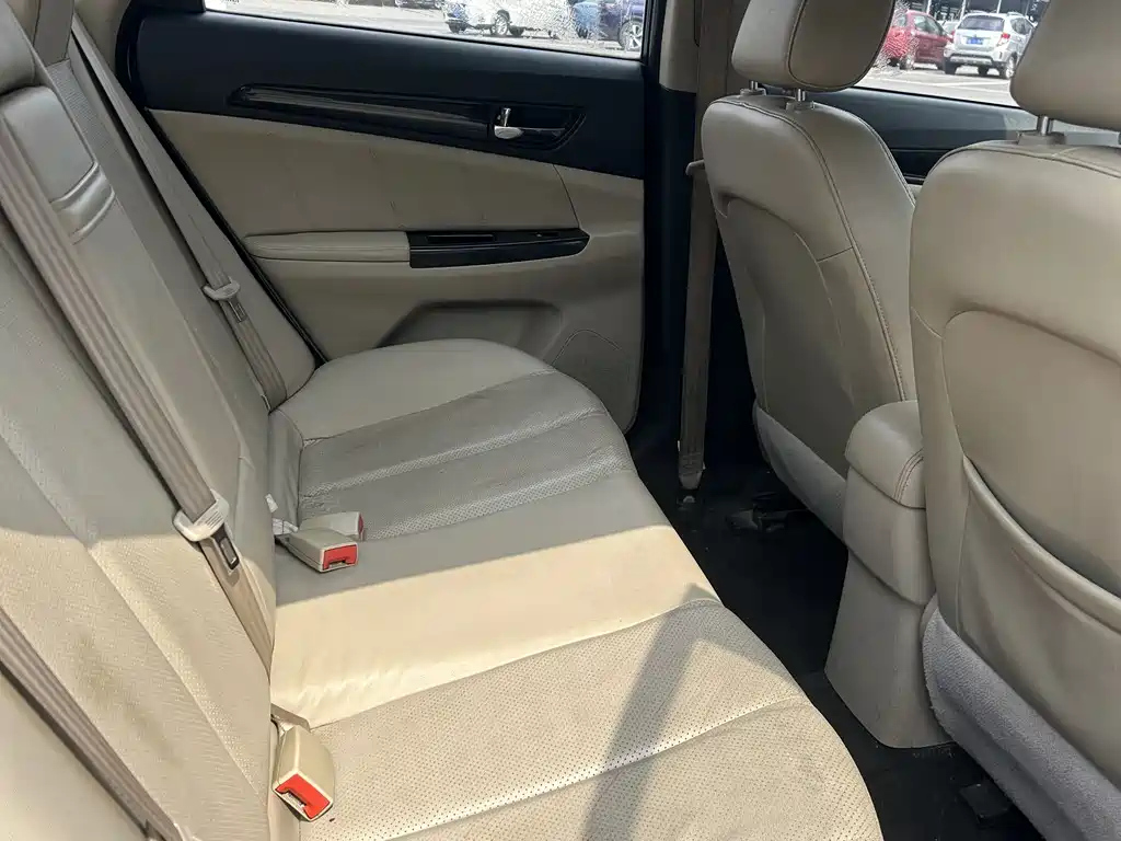 CHANGAN EADO 2013