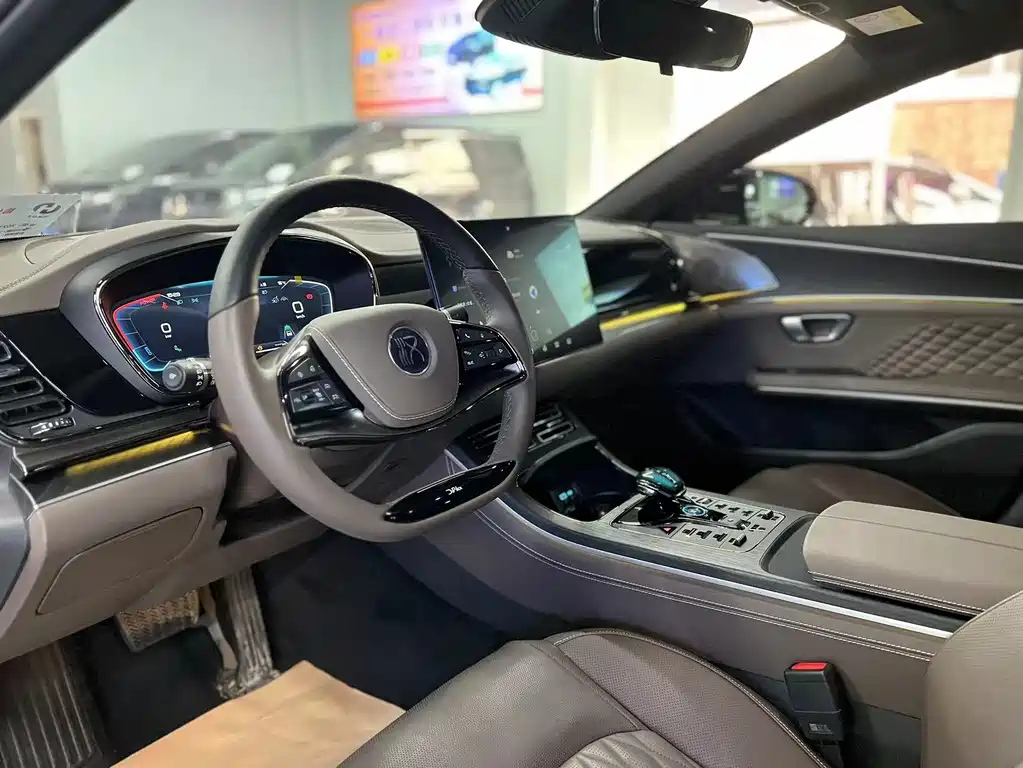 BYD HAN 2023