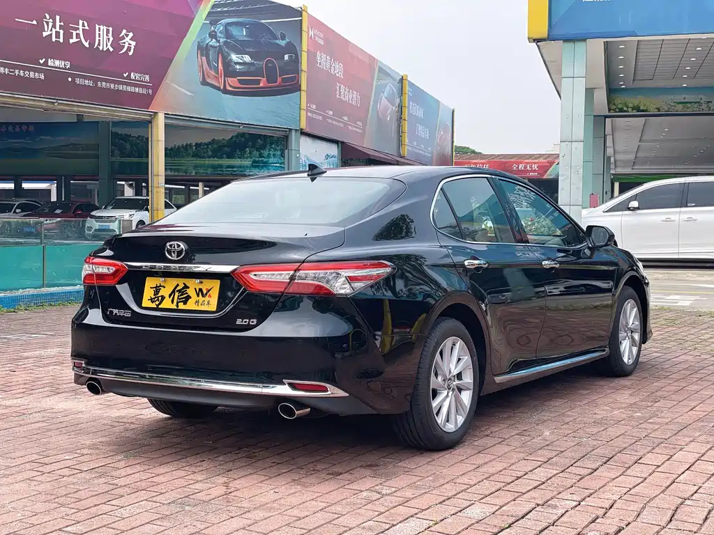 TOYOTA CAMRY 2024