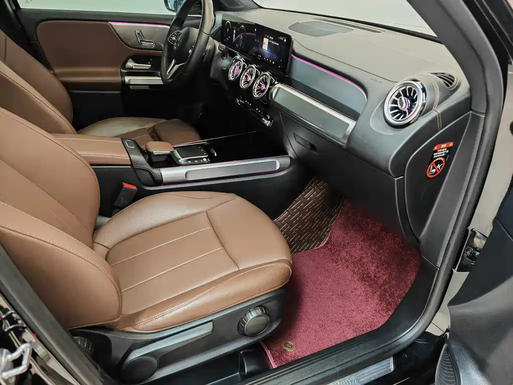 MERCEDES BENZ GLB 2022