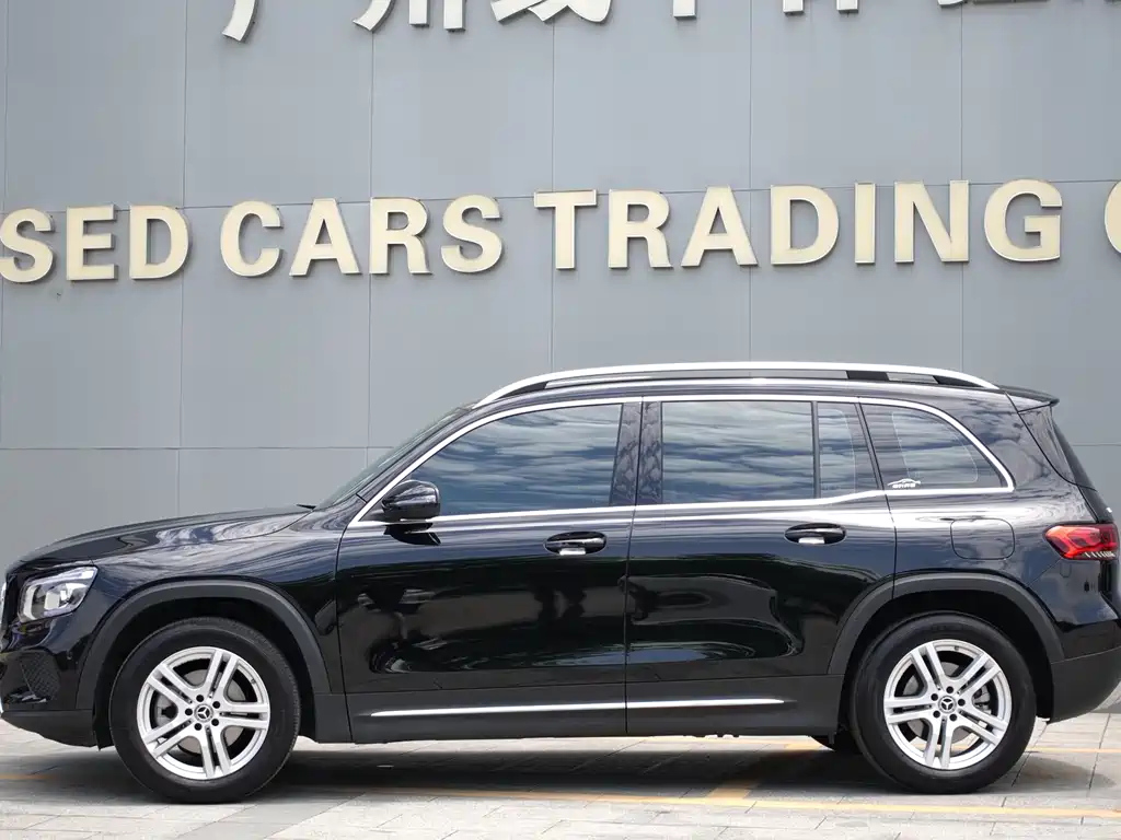 MERCEDES BENZ GLB 2022