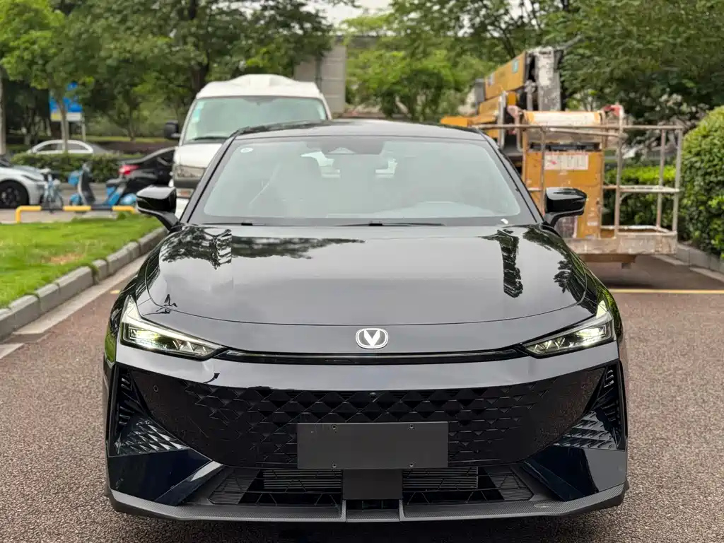 CHANGAN UNI-V 2025