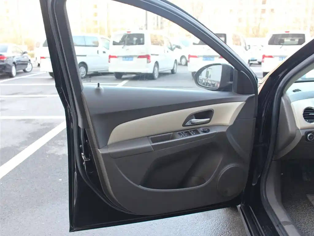 CHEVROLET CRUZE 2016
