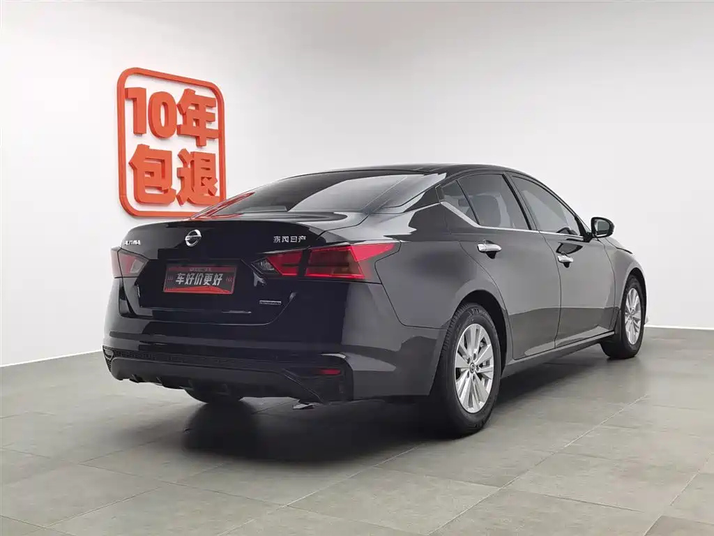 NISSAN TEANA 2020