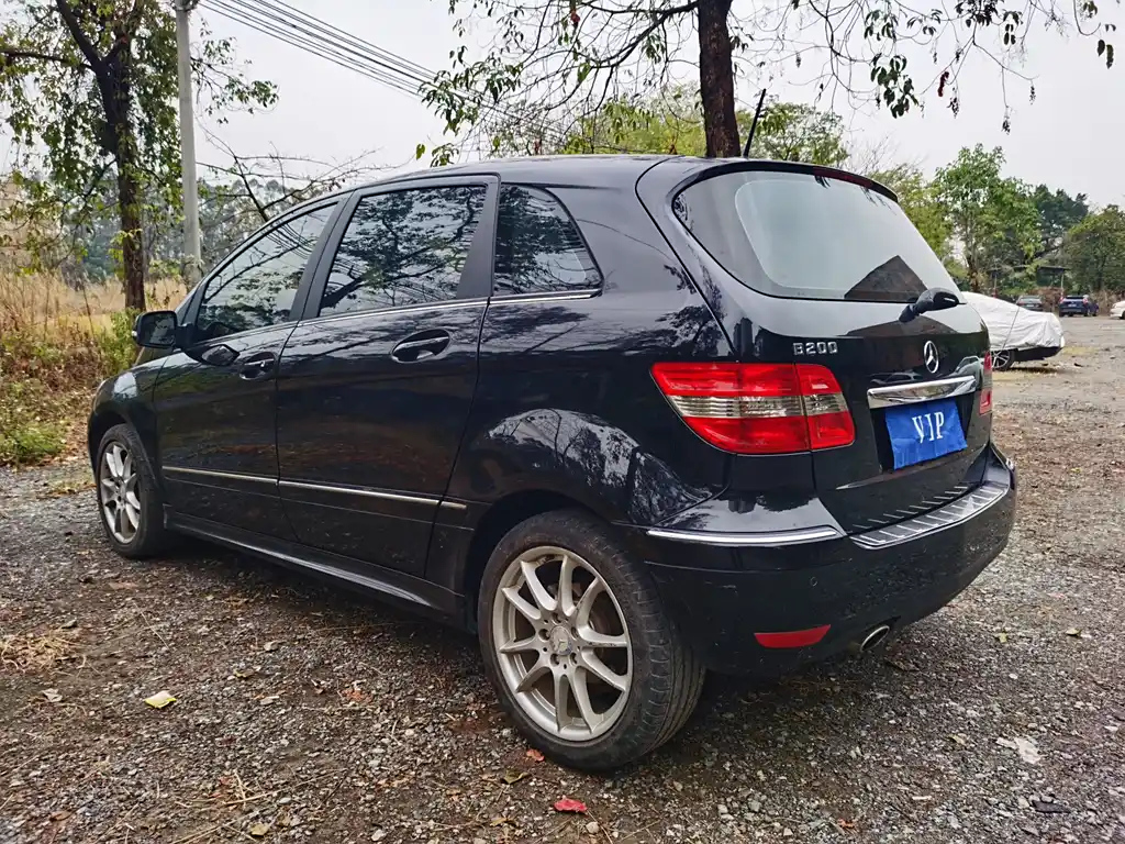 MERCEDES BENZ B-CLASS 2009