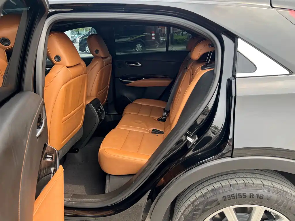 CADILLAC XT4 2022